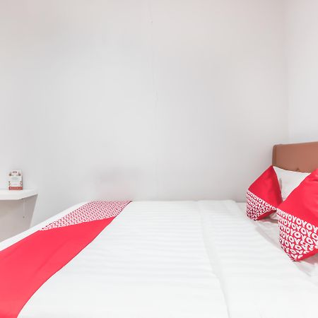 Oyo 1555 Unik Guesthouse Syariah Τζακάρτα Εξωτερικό φωτογραφία