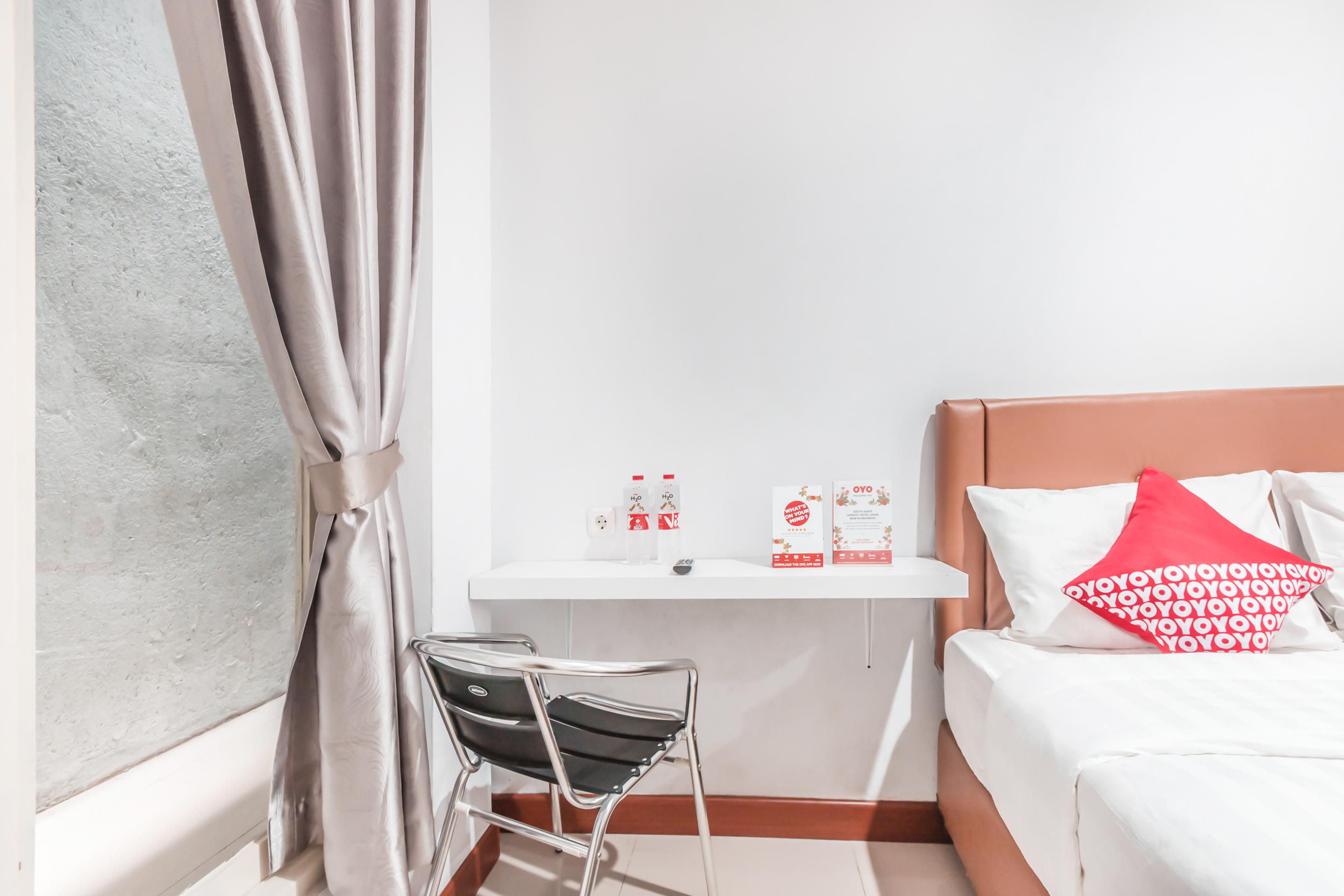 Oyo 1555 Unik Guesthouse Syariah Τζακάρτα Εξωτερικό φωτογραφία