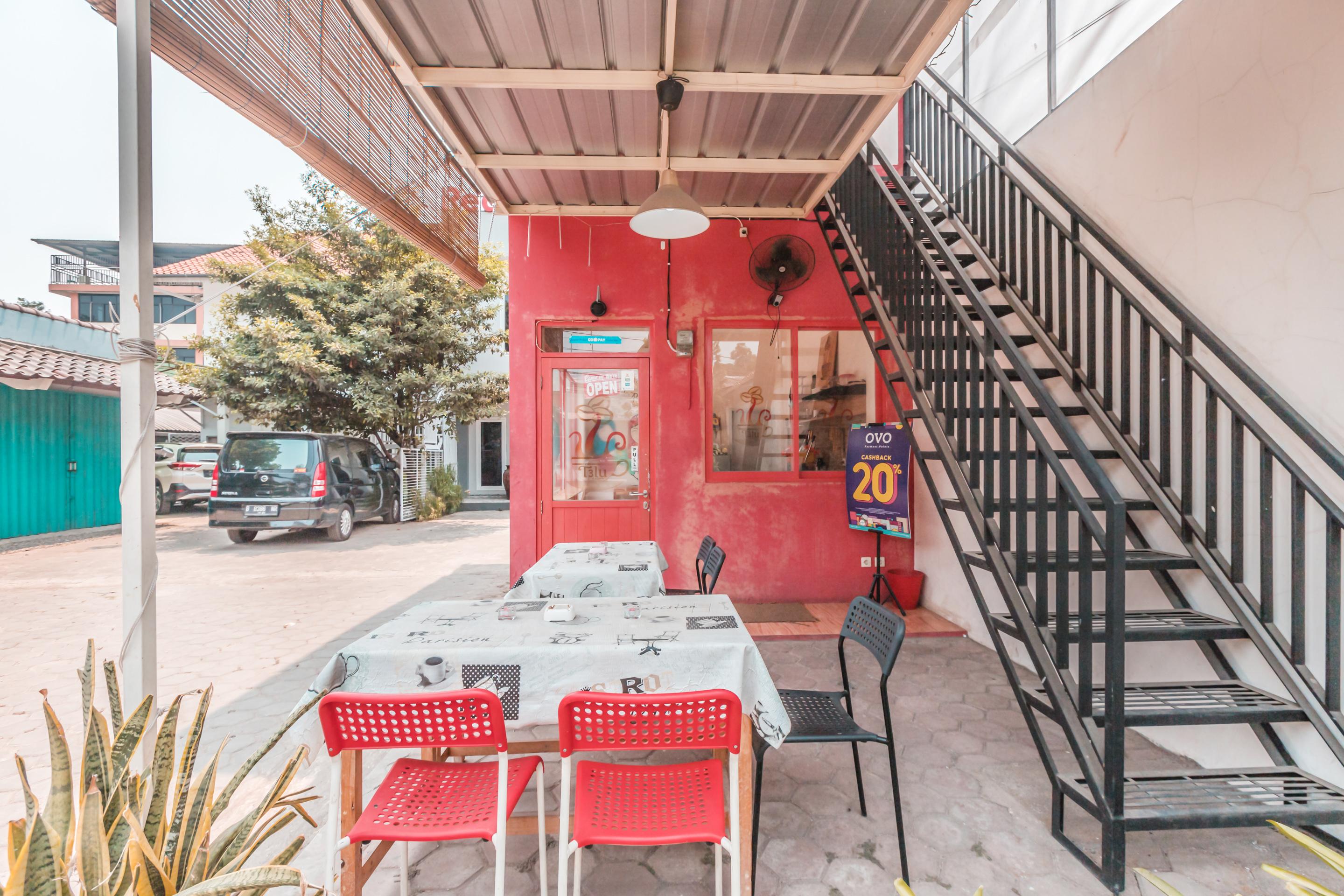 Oyo 1555 Unik Guesthouse Syariah Τζακάρτα Εξωτερικό φωτογραφία