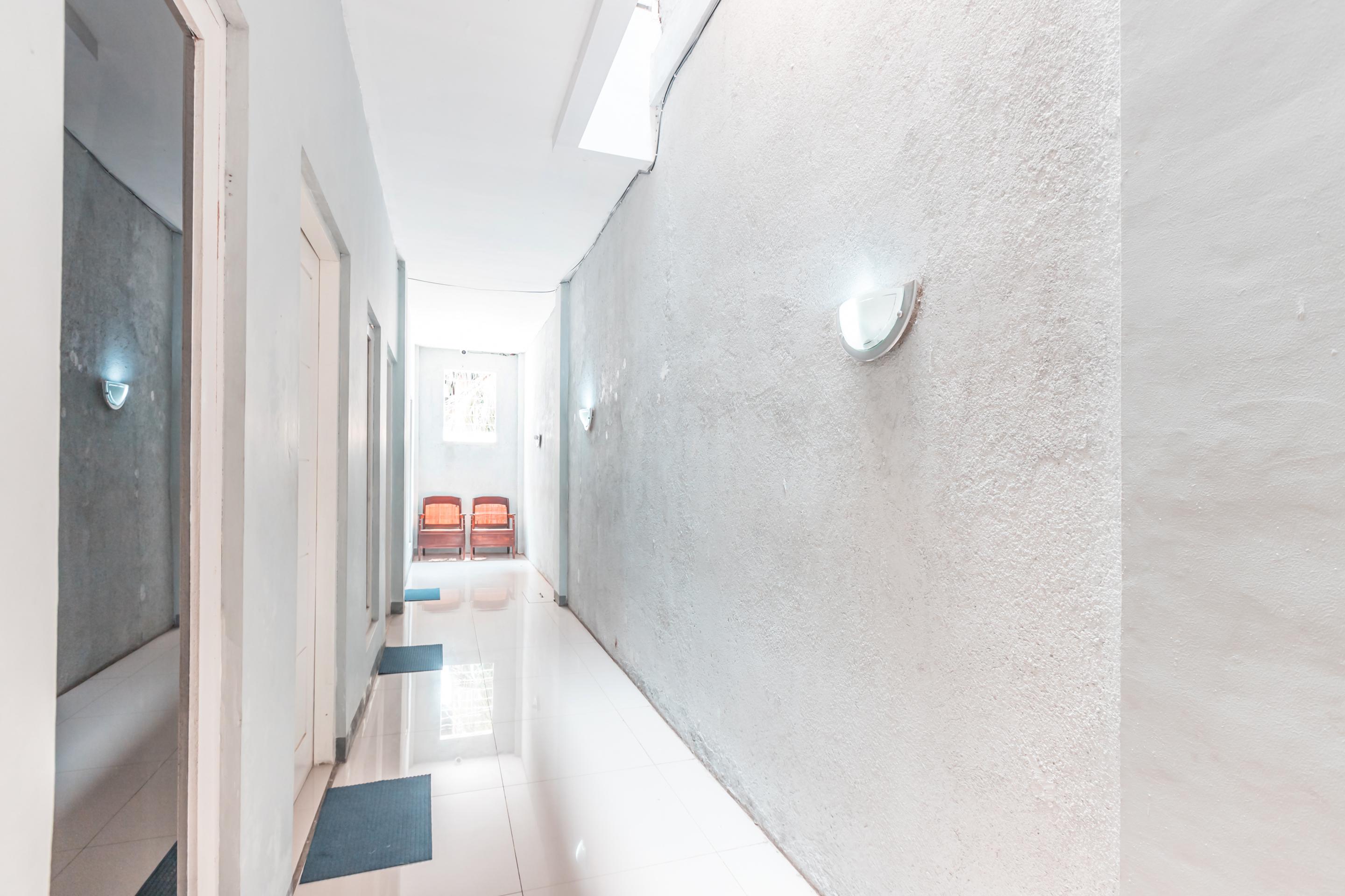 Oyo 1555 Unik Guesthouse Syariah Τζακάρτα Εξωτερικό φωτογραφία