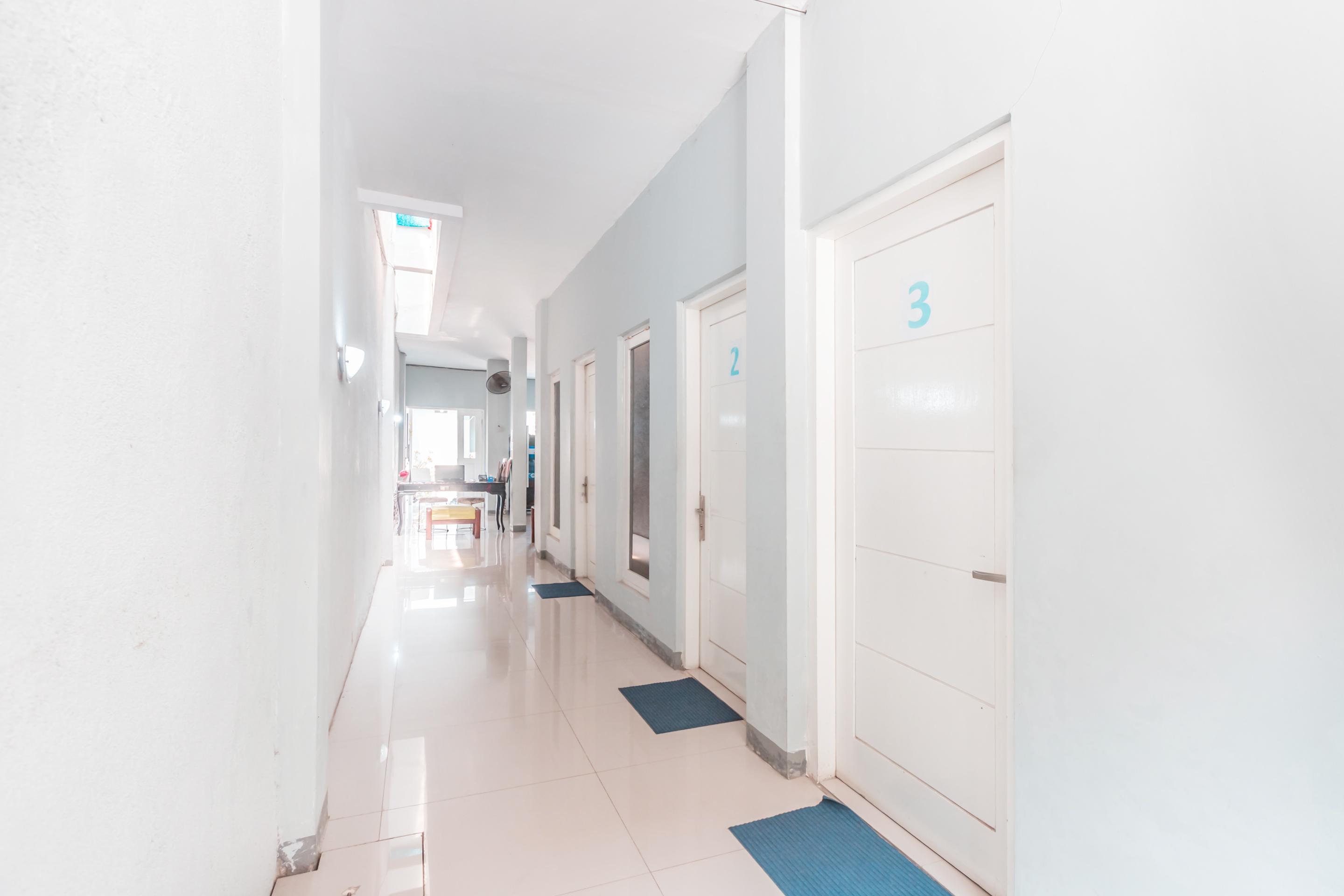 Oyo 1555 Unik Guesthouse Syariah Τζακάρτα Εξωτερικό φωτογραφία